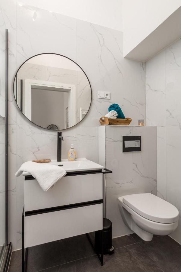 Apartman Rhea Опатия Екстериор снимка