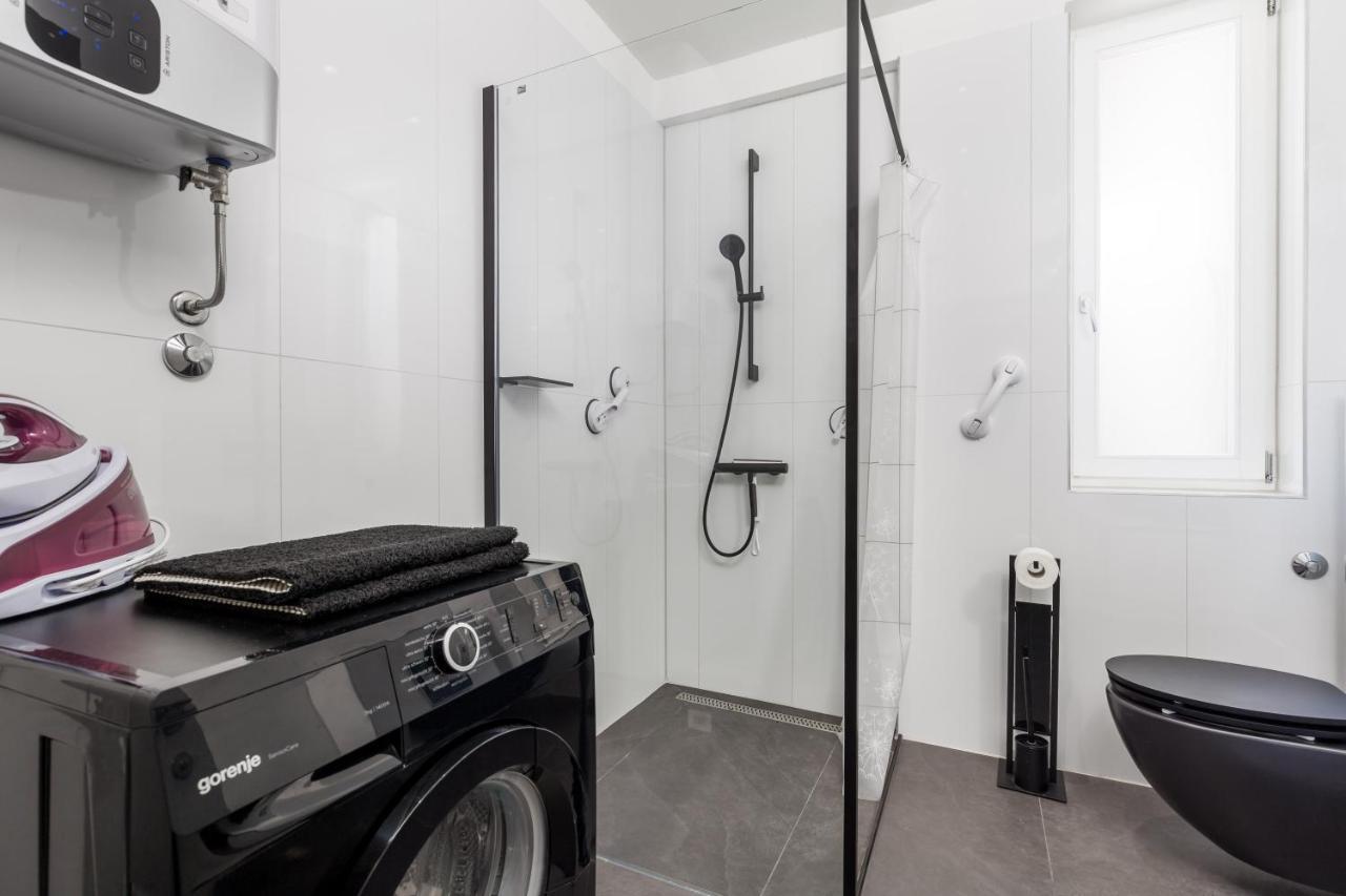 Apartman Rhea Опатия Екстериор снимка