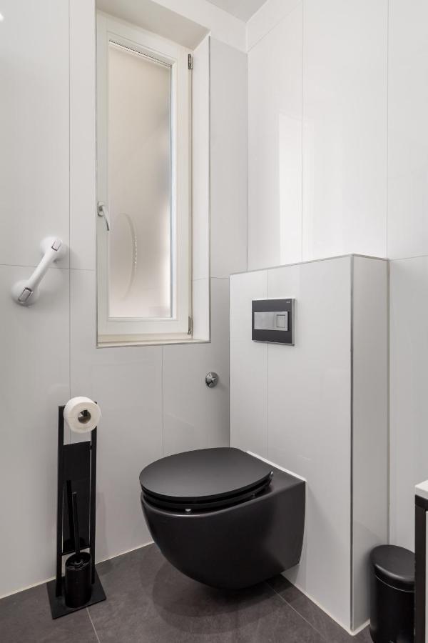 Apartman Rhea Опатия Екстериор снимка